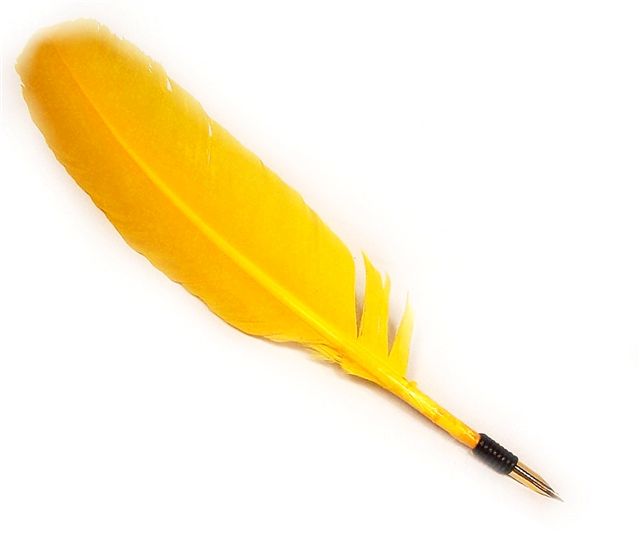 Yellow quill pen clipart 1